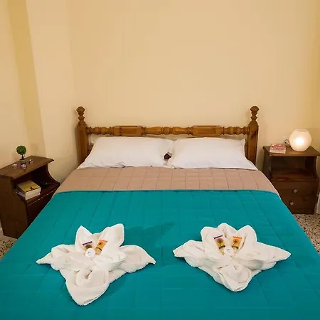 Penelopi Rooms-3